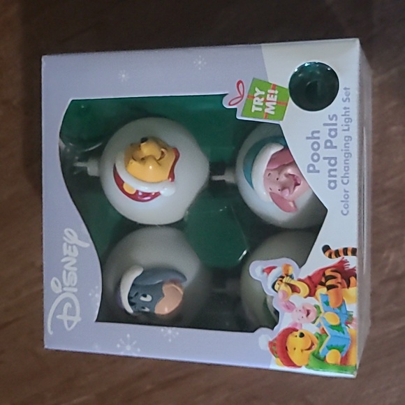 Disney Winnie the Pooh and Friends Christmas Color Changing Ball Lights Gemmy - Picture 5 of 6